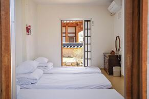 Cheongsong HANOK HOTEL ANN