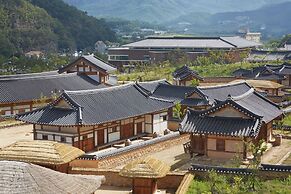 Cheongsong HANOK HOTEL ANN