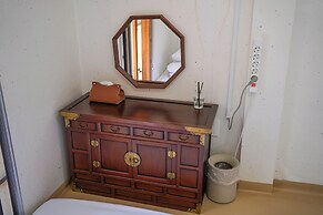 Cheongsong HANOK HOTEL ANN