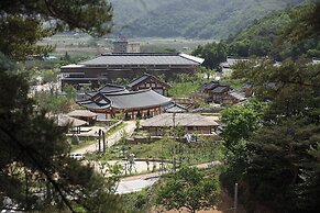 Cheongsong HANOK HOTEL ANN