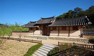 Cheongsong HANOK HOTEL ANN