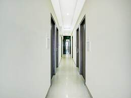 Super Collection O Rajeev Nagar