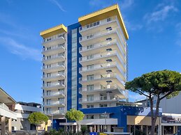 Stylish Flat Near Beach in Lignano