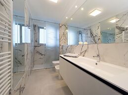 Modern Flat in Piazza Fontana
