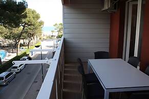 Cozy Flat With sea View Balcony
