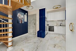 Two-level Apartment, Private Terrace With Jacuzzi