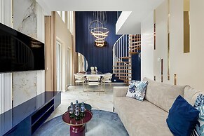 Two-level Apartment, Private Terrace With Jacuzzi