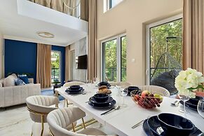 Two-level Apartment, Private Terrace With Jacuzzi