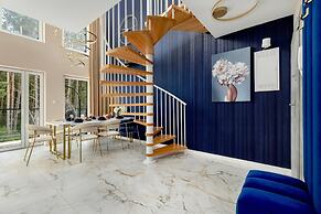 Two-level Apartment, Private Terrace With Jacuzzi