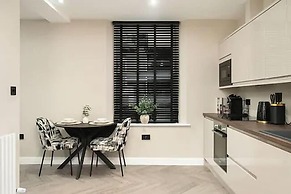 South Lane Apartments - City Centre