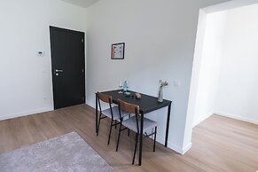 Comfortable Stay for 2 Easy City Access