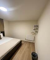 Comfortable Stay for 2 Easy City Access