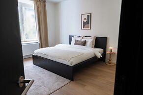 Comfortable Stay for 2 Easy City Access