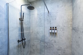 Comfortable Stay for 2 Easy City Access
