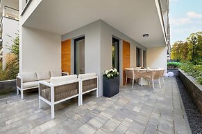 Comfortable 2-room Apartment, Indoor Pool