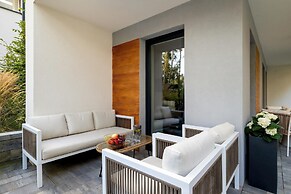 Comfortable 2-room Apartment, Indoor Pool