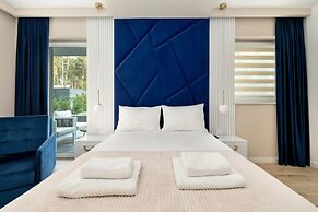 Comfortable 2-room Apartment, Indoor Pool