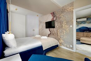 Comfortable 2-room Apartment, Indoor Pool