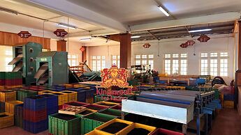 Kingswood Tea Factory