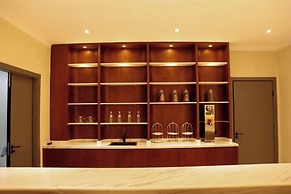 AQ MYRZA Inn