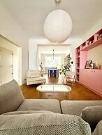2 bedrooms - baby crib & furnished
