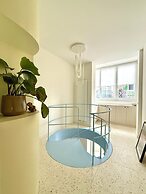 2 bedrooms - baby crib & furnished