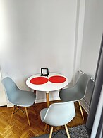 Golden Escape 3 Rooms Apart