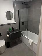 Berkeley Square Apartments