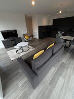 Berkeley Square Apartments