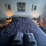 Apartment Sleeps 2 With Pets Welcome
