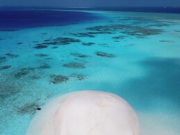 Silver Bay Kamadhoo