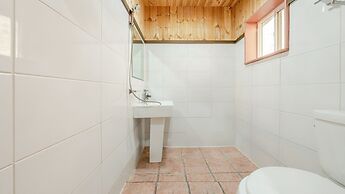 Mungyeong Between Mountains Pet Pension