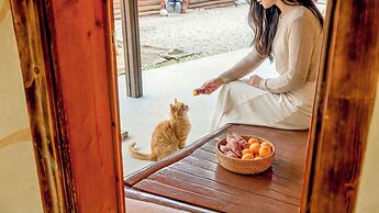Mungyeong Between Mountains Pet Pension