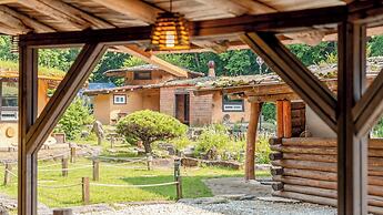 Mungyeong Between Mountains Pet Pension