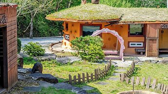 Mungyeong Between Mountains Pet Pension