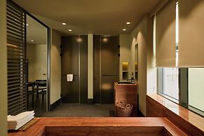 Hlow Busan Hotel