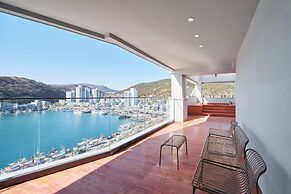 Hlow Busan Hotel