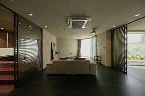 Hlow Busan Hotel