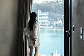 Hlow Busan Hotel