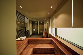 Hlow Busan Hotel