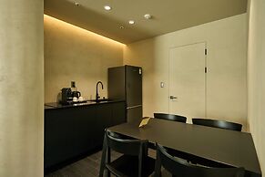 Hlow Busan Hotel