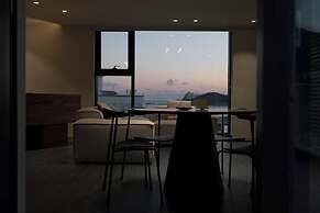 Hlow Busan Hotel