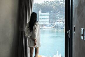 Hlow Busan Hotel