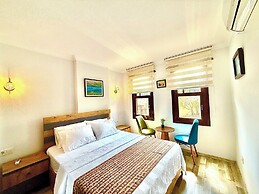 Antalya Marina Hostel