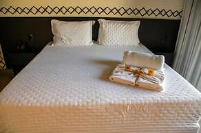 COROADOS HOTEL E FLATS LTDA
