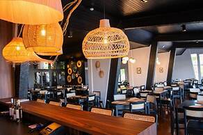 COROADOS HOTEL E FLATS LTDA