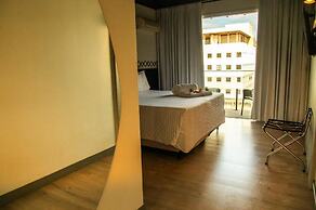 COROADOS HOTEL E FLATS LTDA