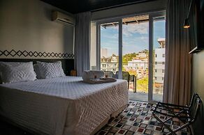 COROADOS HOTEL E FLATS LTDA