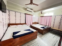 Hotel Raj