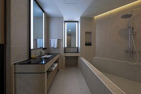 St. The Suite Yangyang